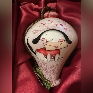 Precious moments Ne’Qwa blown glass hand painted ornament.